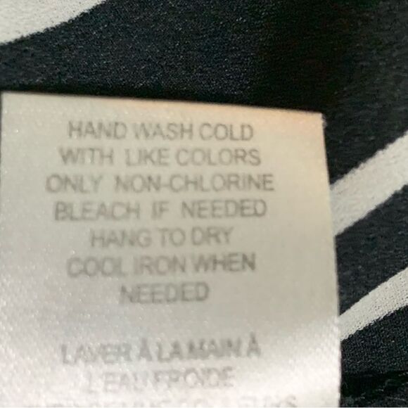 DR2 Tie Front Blouse Women’s XS Black White Block Stripe High Low Button Up. - Picture 9 of 12